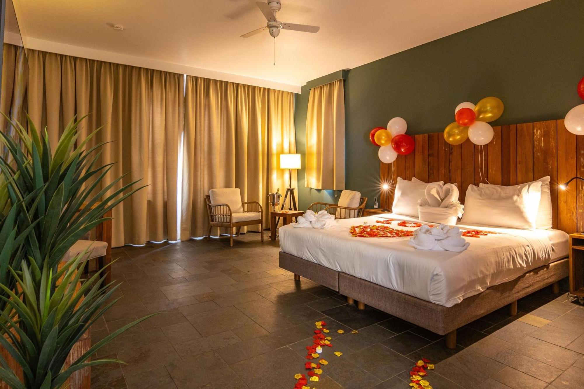 Bayside Boutique Hotel - Blue Bay Dorp Dorp Sint Michiel Eksteriør billede